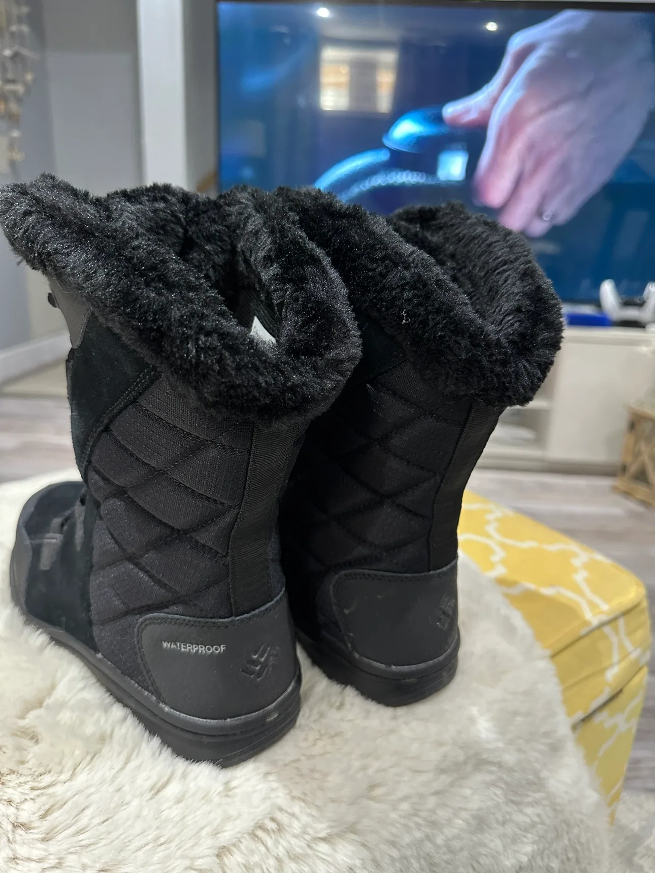 Women Columbia winter boots size 6 image indicator(3)