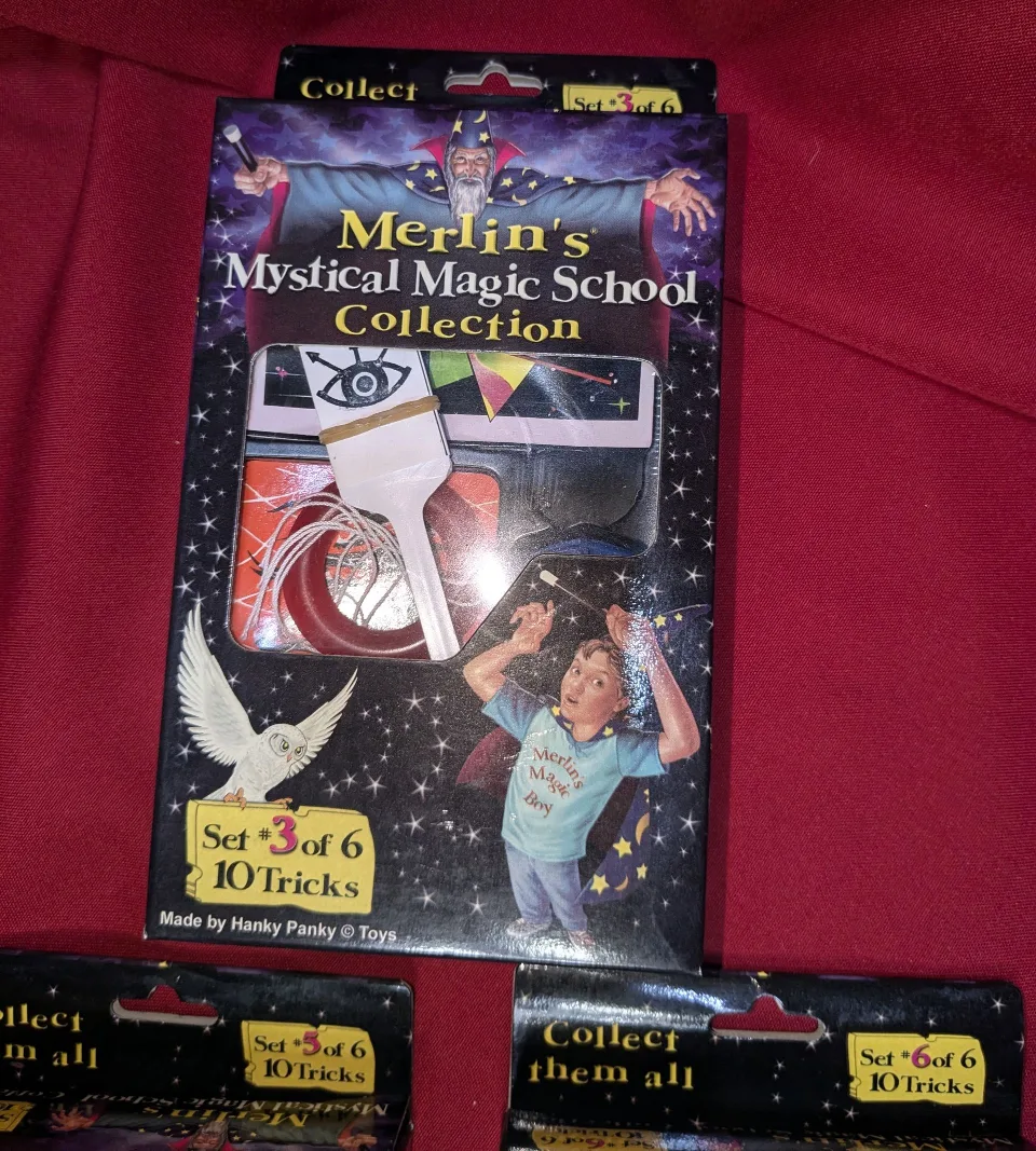 Merlin's Mystical Magic Collection  (30 Magic Tricks) NRFB image indicator(10)