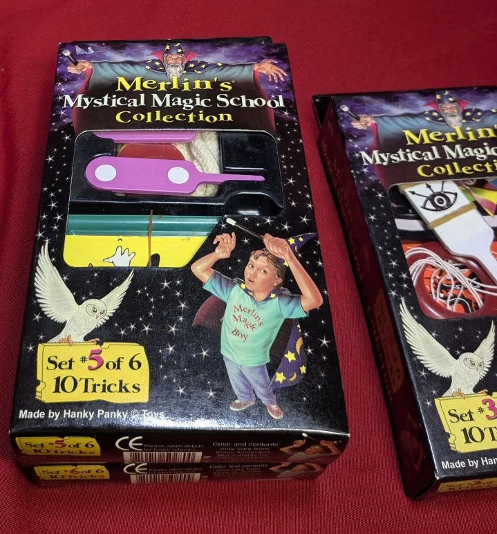 Merlin's Mystical Magic Collection  (30 Magic Tricks) NRFB image indicator(4)