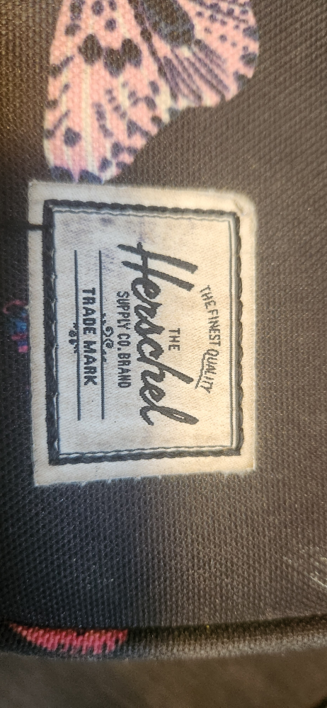 Herschel Butterfly Print Lunch Box – FREE - photo 2