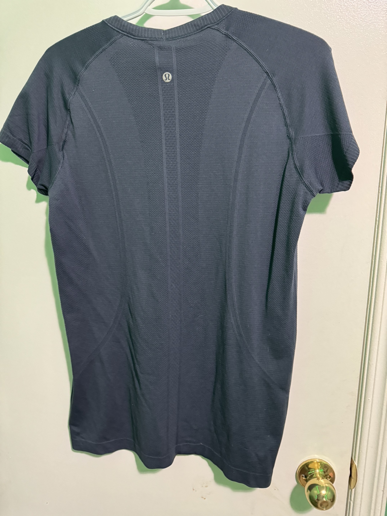 Lululemon Size 12 Shirt - photo 2