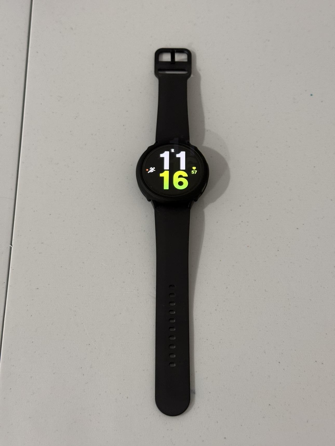 Samsung Galaxy Watch 5 44mm with Spigen Case - photo 3