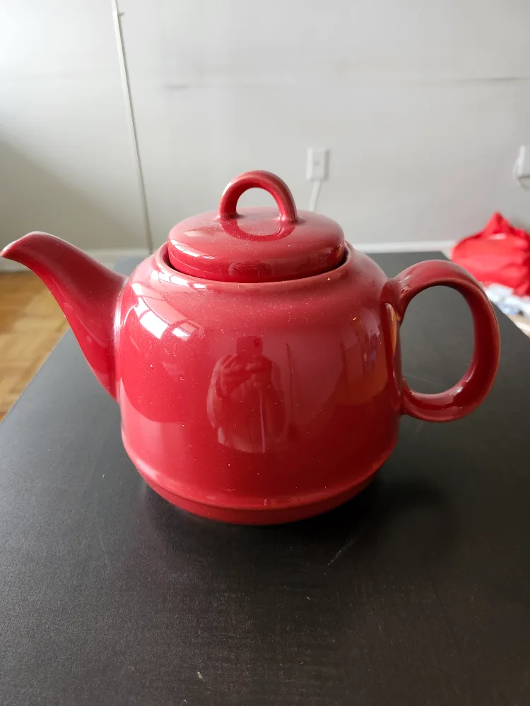 Red Teapot thumbnail