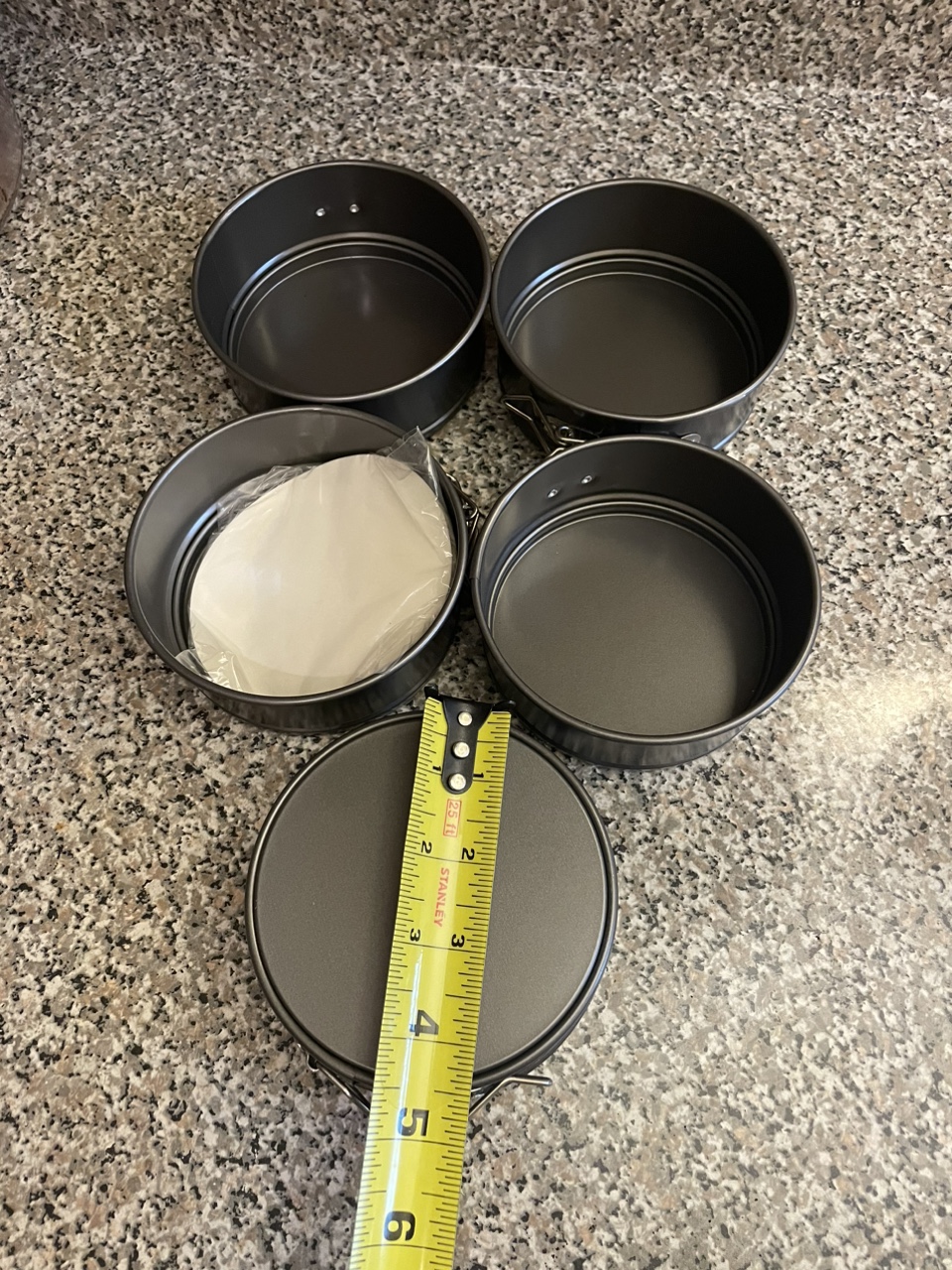 Set of 5 Mini Springform Cake Pans - photo 3