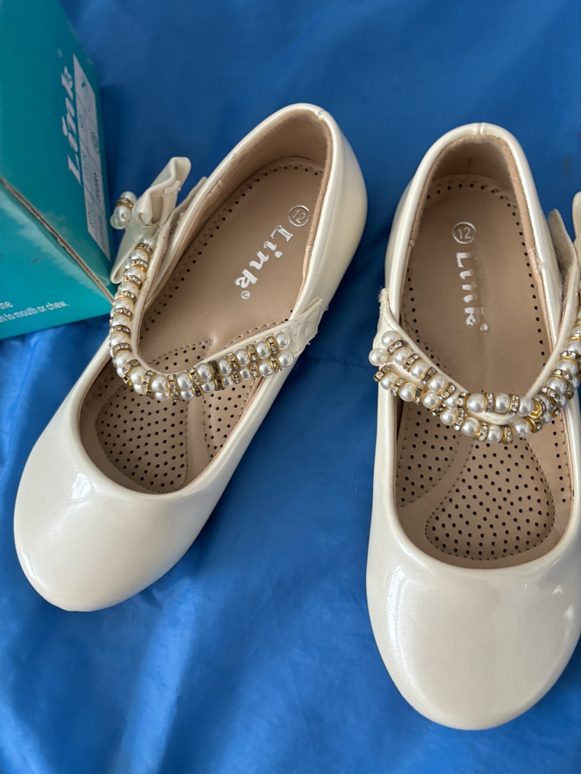 Girls White Dress Shoes Size 12 - photo 3