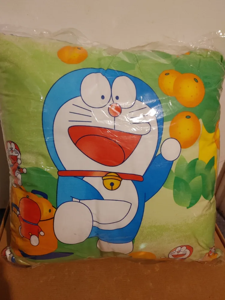 🥕DORAEMON CUSHION PILLOW. BRAND NEW! image indicator(2)