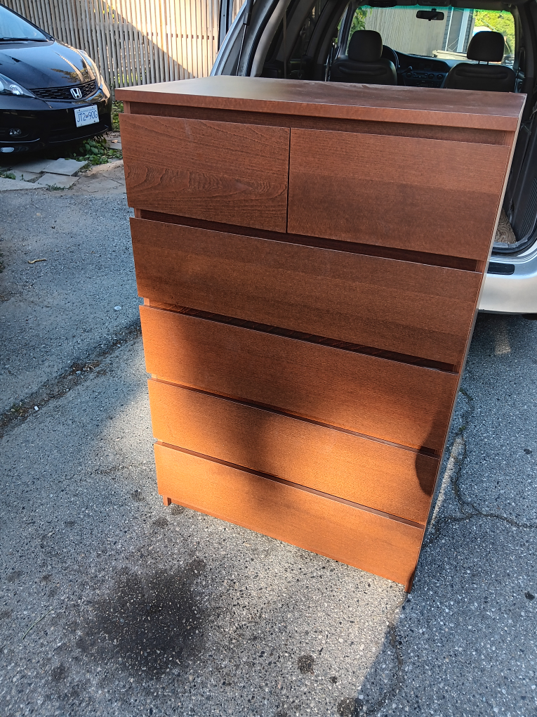 malm IKEA dresser, delivery available