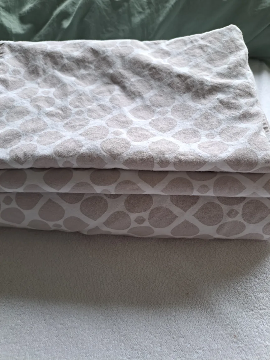 Sheet + 2 pillow cases for double bed thumbnail