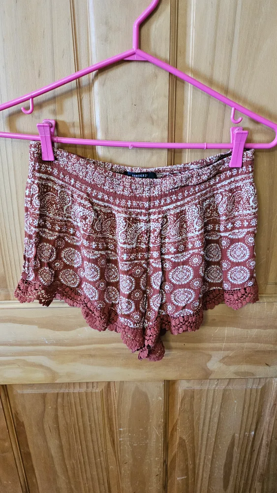 Women's Printed Shorts thumbnail