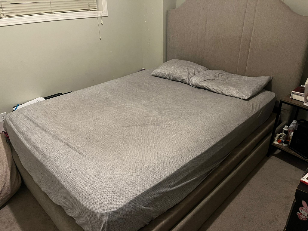 Queen Size Bed Frame with headboard