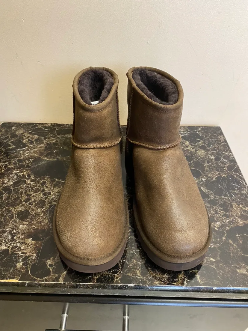 UGG Women’s Boots thumbnail