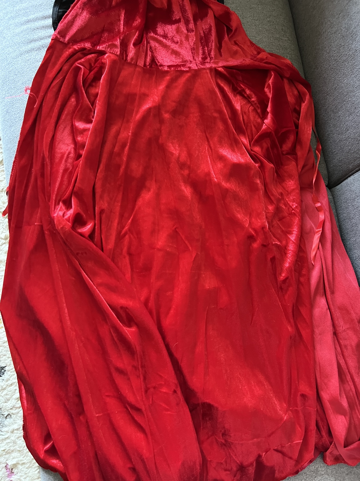 Red Riding Hood Costume - photo 3