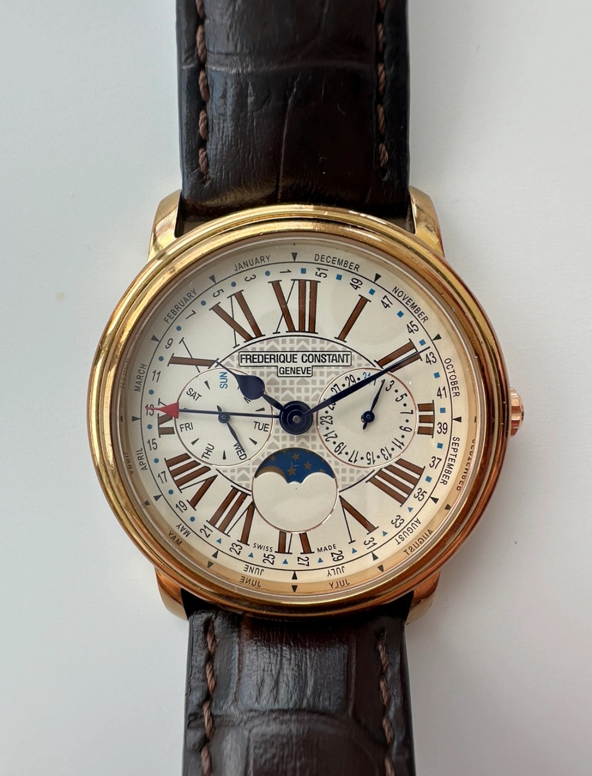 Frederique Constant Classics Business Timer in Gold - photo 3