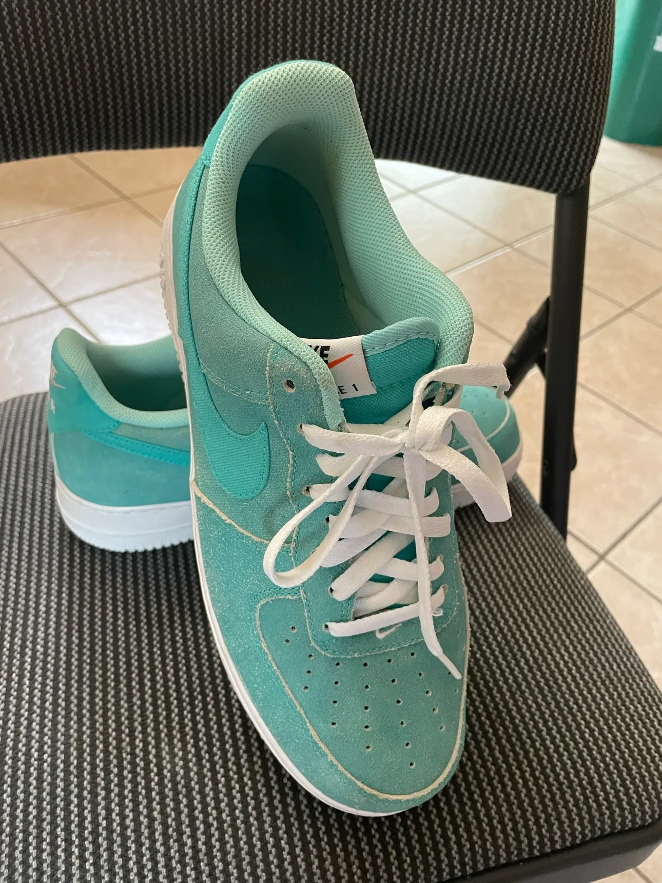 Nike Air Force 1 Low image indicator(3)