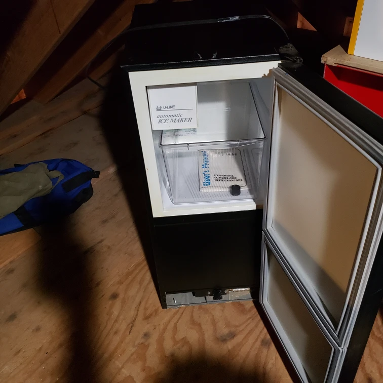Haier Compact Refrigerator with Ice Maker