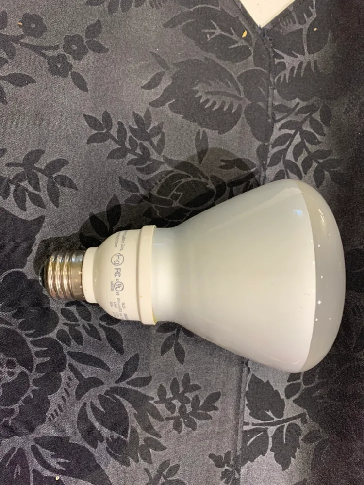 6x Sylvania Flood Light Bulbs 16 W, 120 V, 60 Hz image indicator(2)