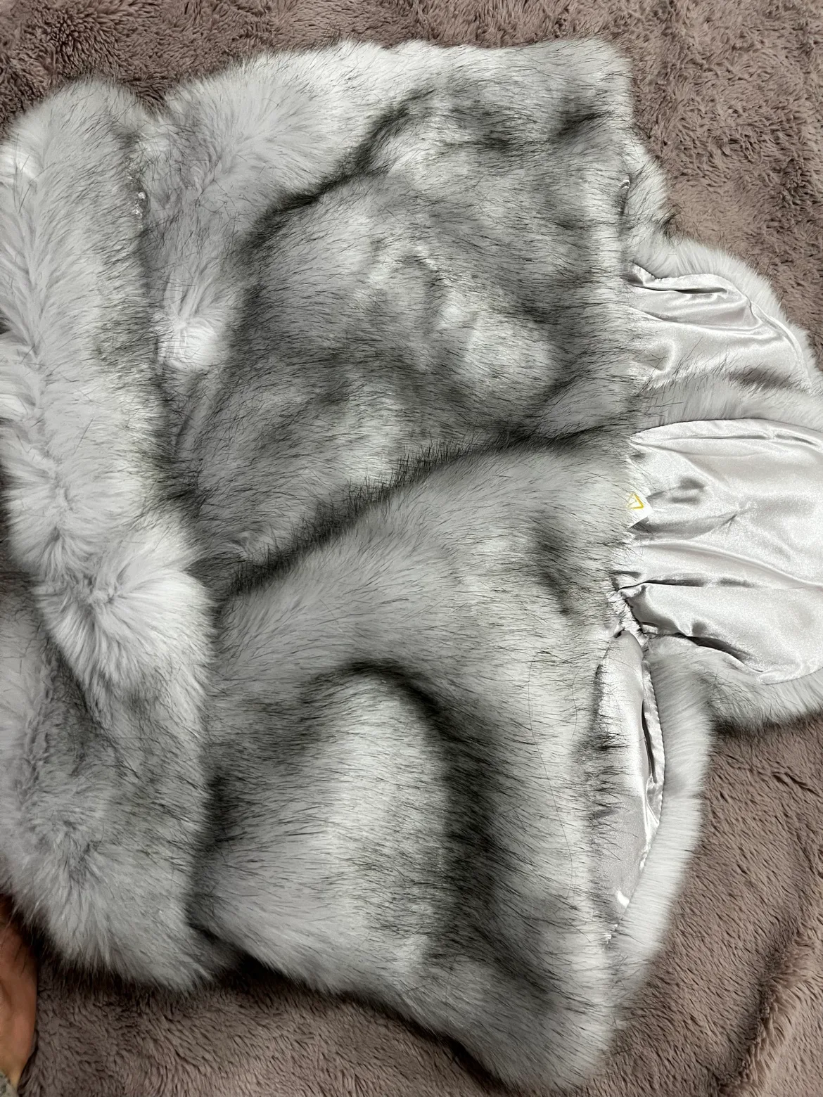 Fur Wrap for women image indicator(5)