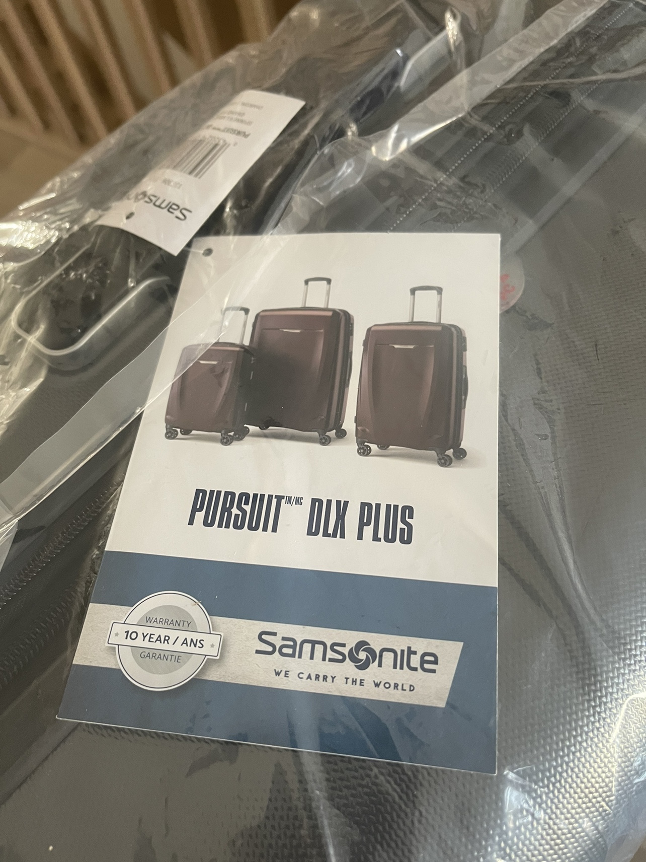 Samsonite Pursuit DLX Plus Suitcase - BRAND NEW