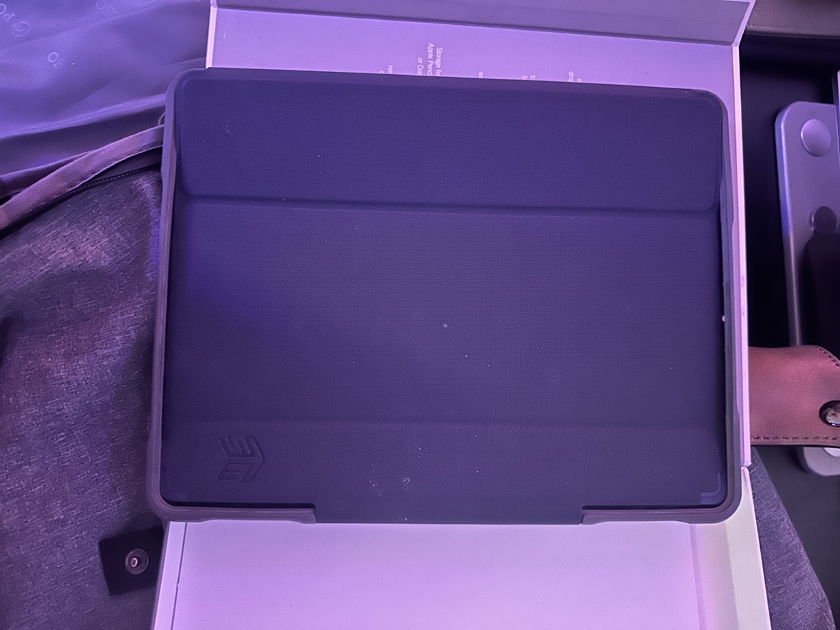 iPad 9th gen Case Dux Plus Duo - photo 3