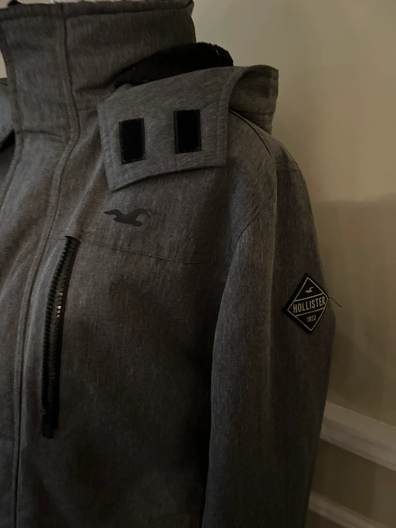 Men's Grey Winter Jacket image indicator(6)