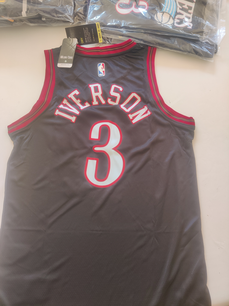 Allen Iverson Philadelphia 76ers Jersey - photo 2
