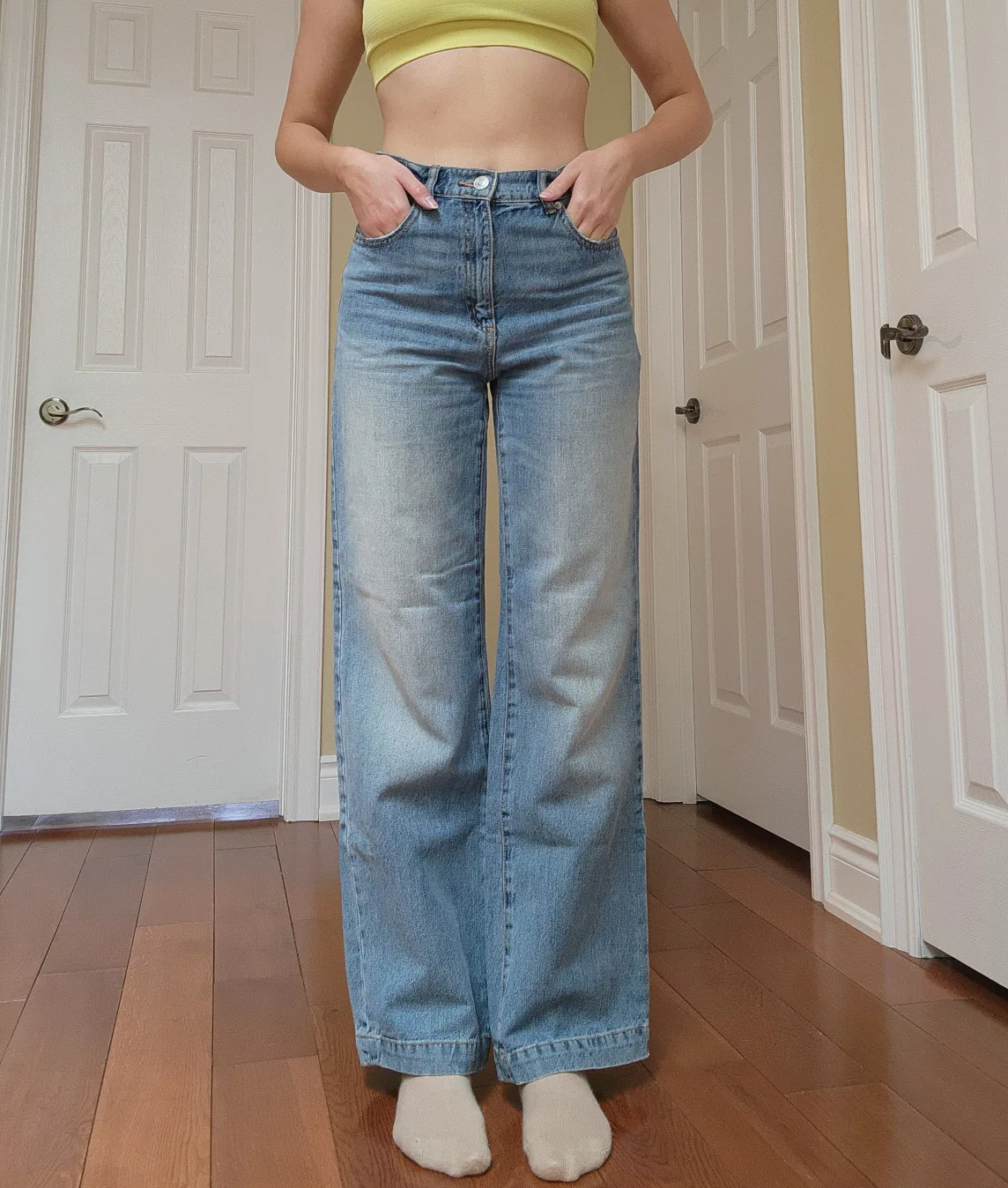 Garage high waisted blue jeans image indicator(3)