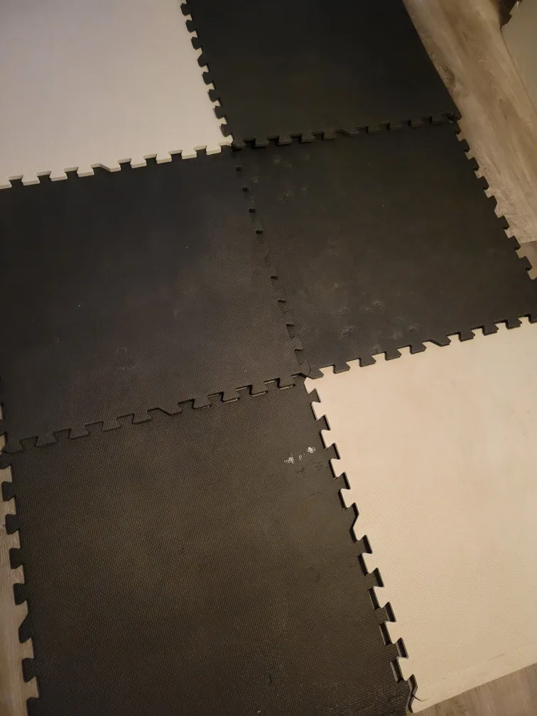Black and White Floor Padded Mats, for exercise or Kids thumbnail