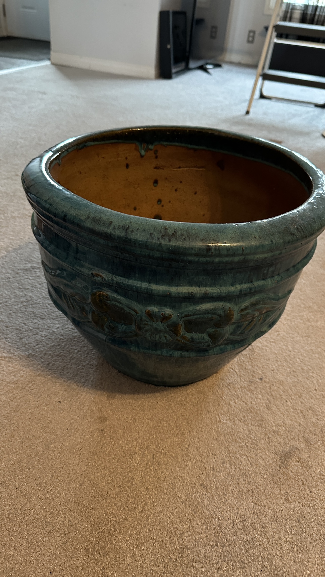 Large Green Flower Pot - photo 2