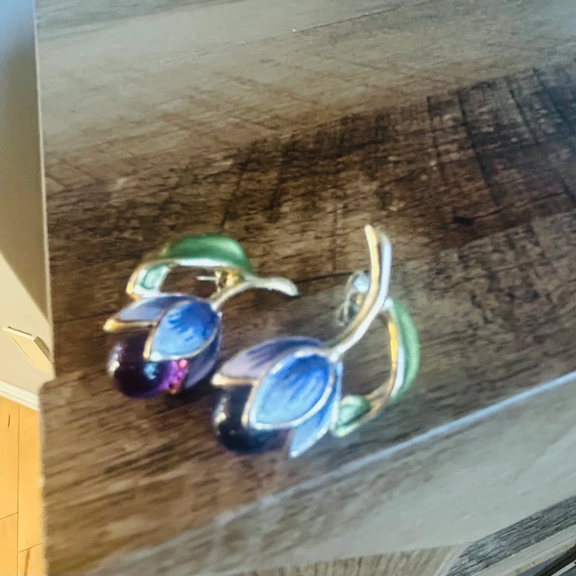 Tulips Flower Brooch & earrings set image indicator(6)