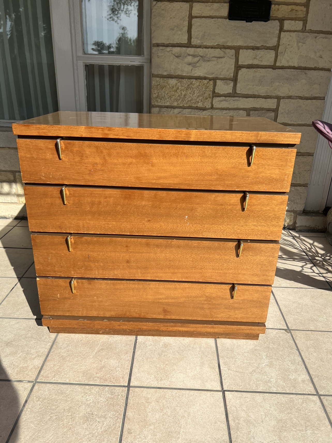4 drawers Vintage Dresser