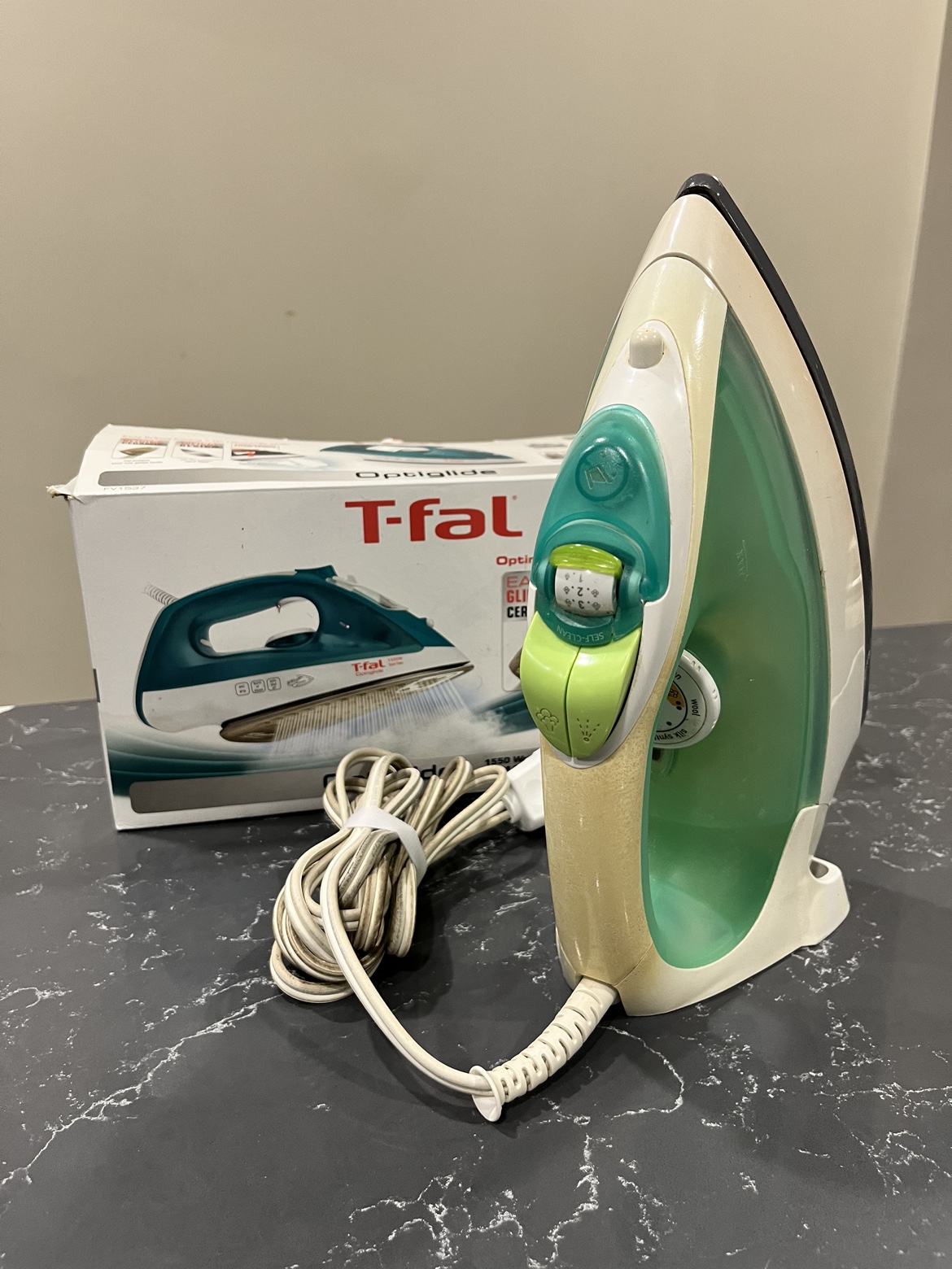 T-Fal Ultraglide Steam Iron - photo 2