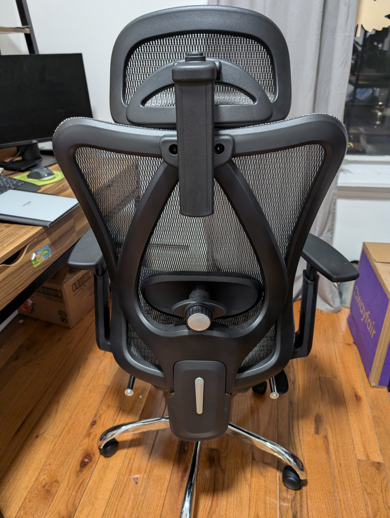Ergonomic Mesh Office Chair like new - photo 3