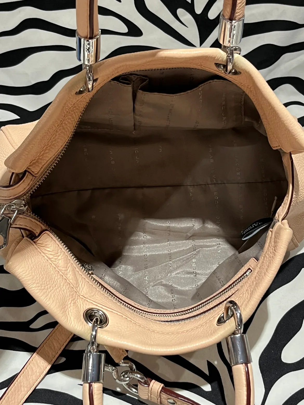 Marc by Marc Jacobs Bag/ Purse image indicator(6)