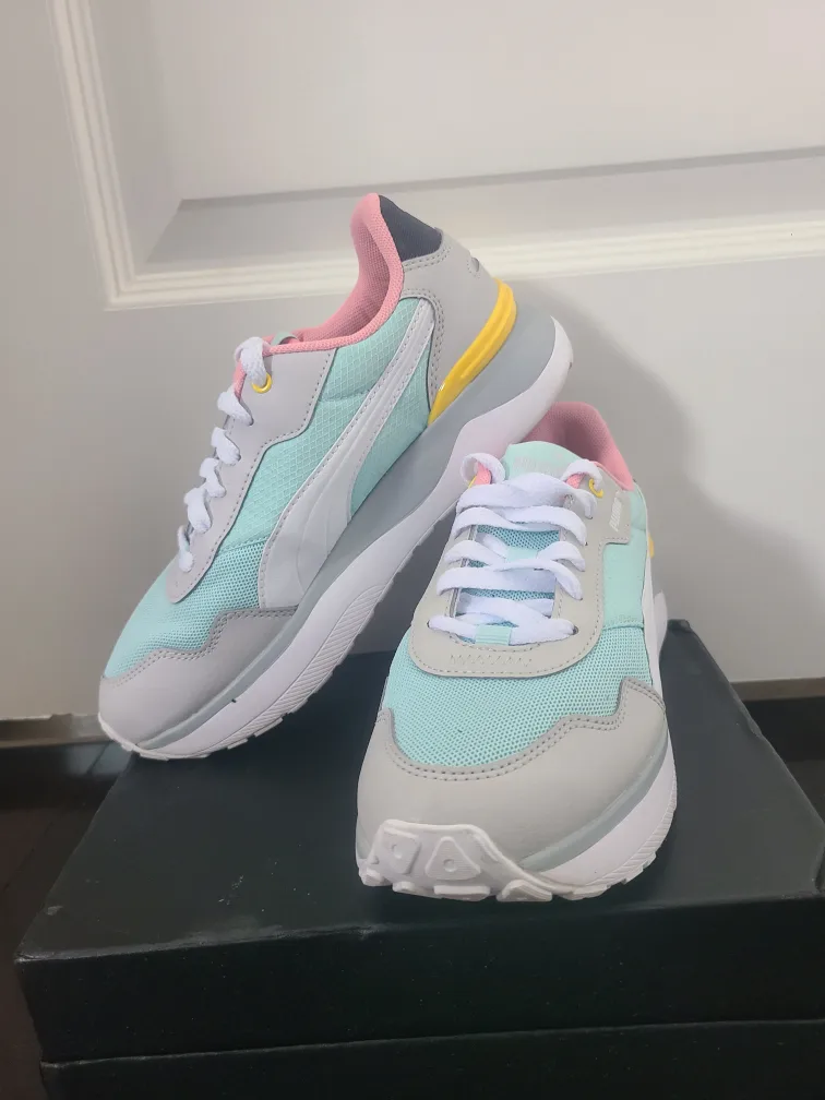 Puma Kids R78 Vintage Sneakers 4.5Y thumbnail