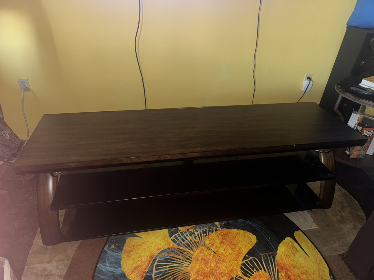 TV Stand - photo 2