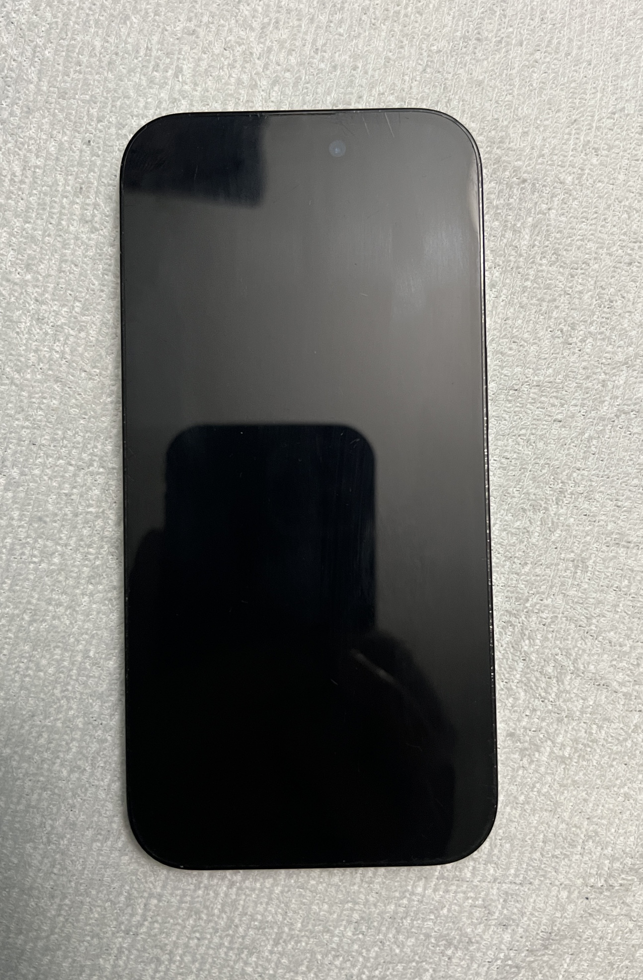 iPhone 14 Pro - photo 2
