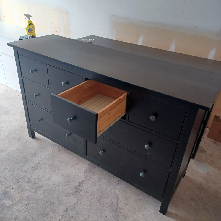 hemnes IKEA dresser, delivery available - photo 2