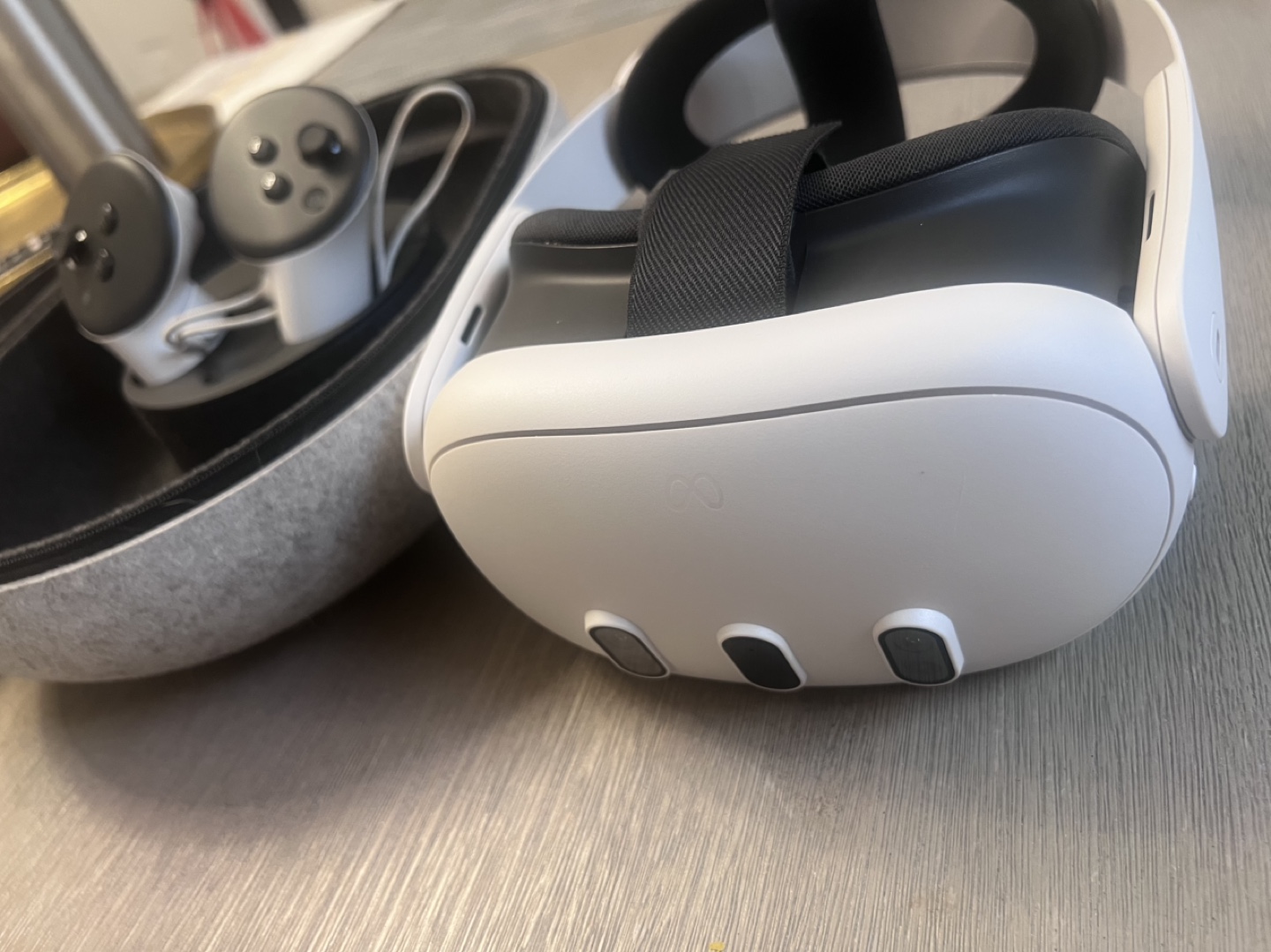 Meta Quest 3 VR Headset Bundle