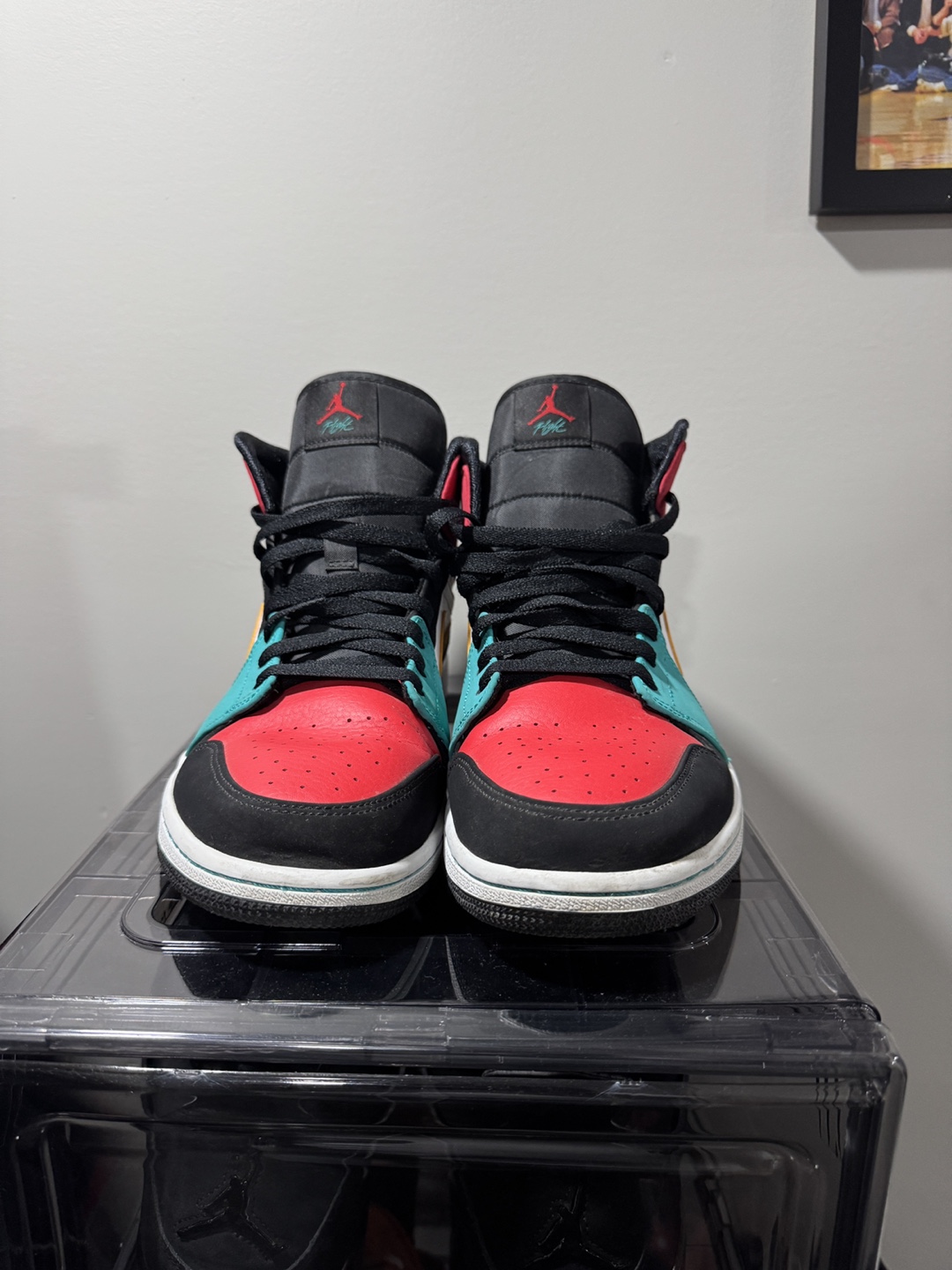 Air Jordan 1 Mid SE