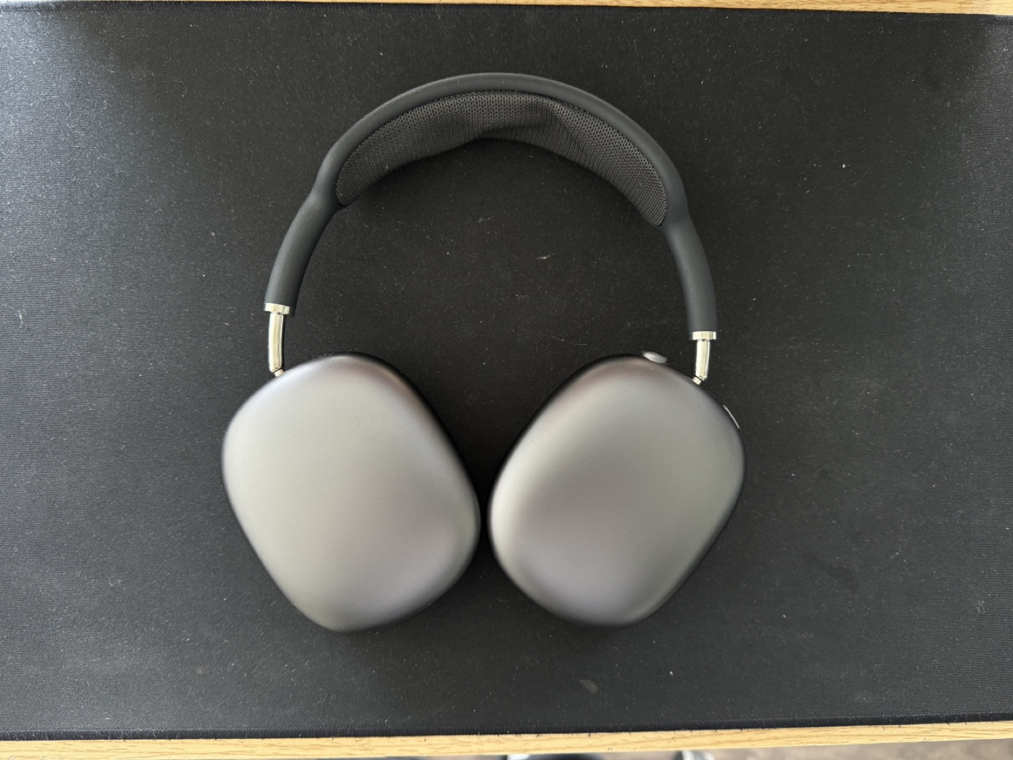 AirPods Pro Max - photo 2