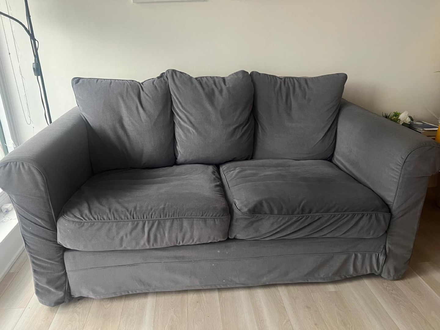 Grey Couch (ikea) + floor lamps - photo 2