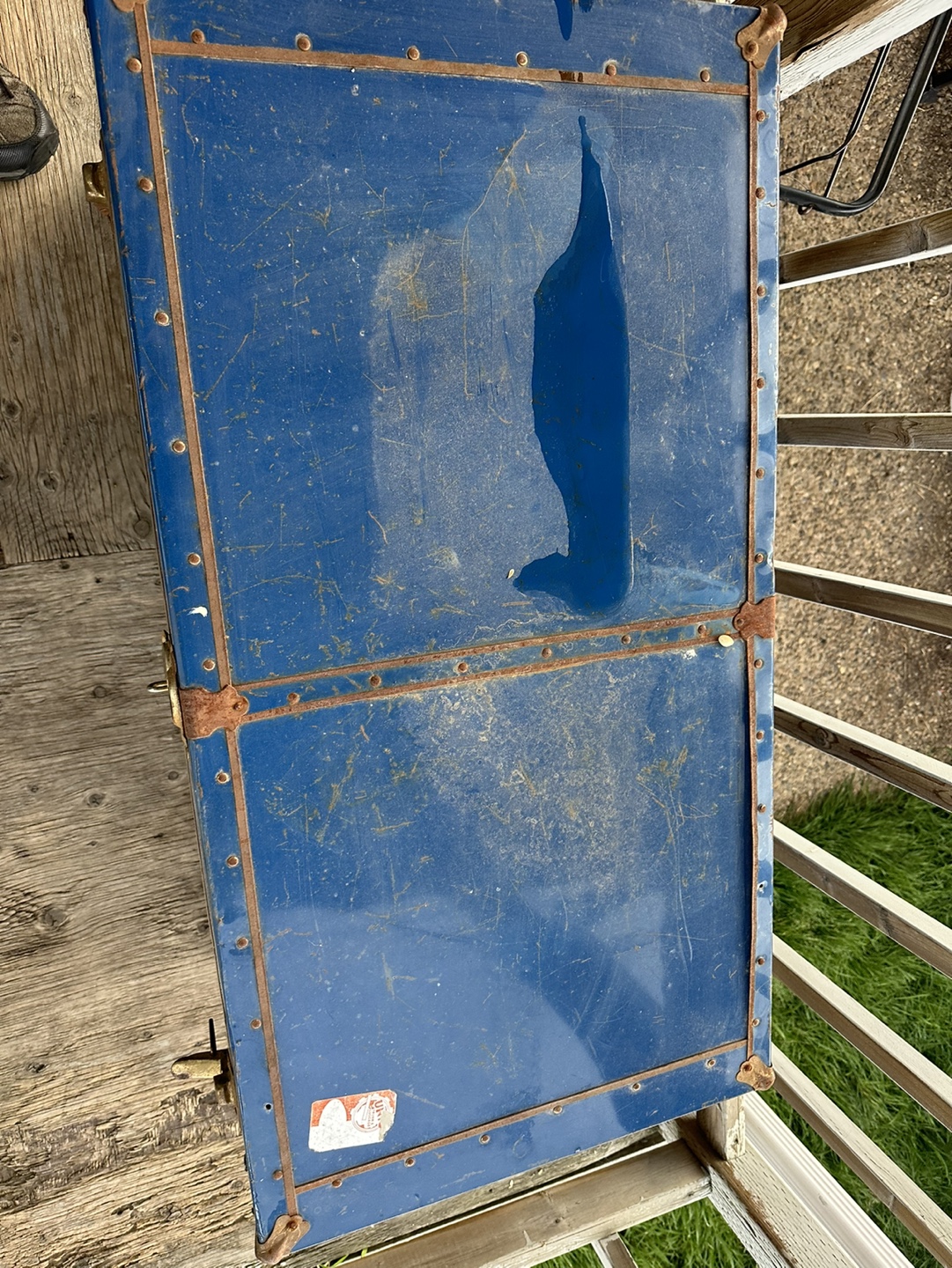 Vintage Blue Metal Trunk - photo 2