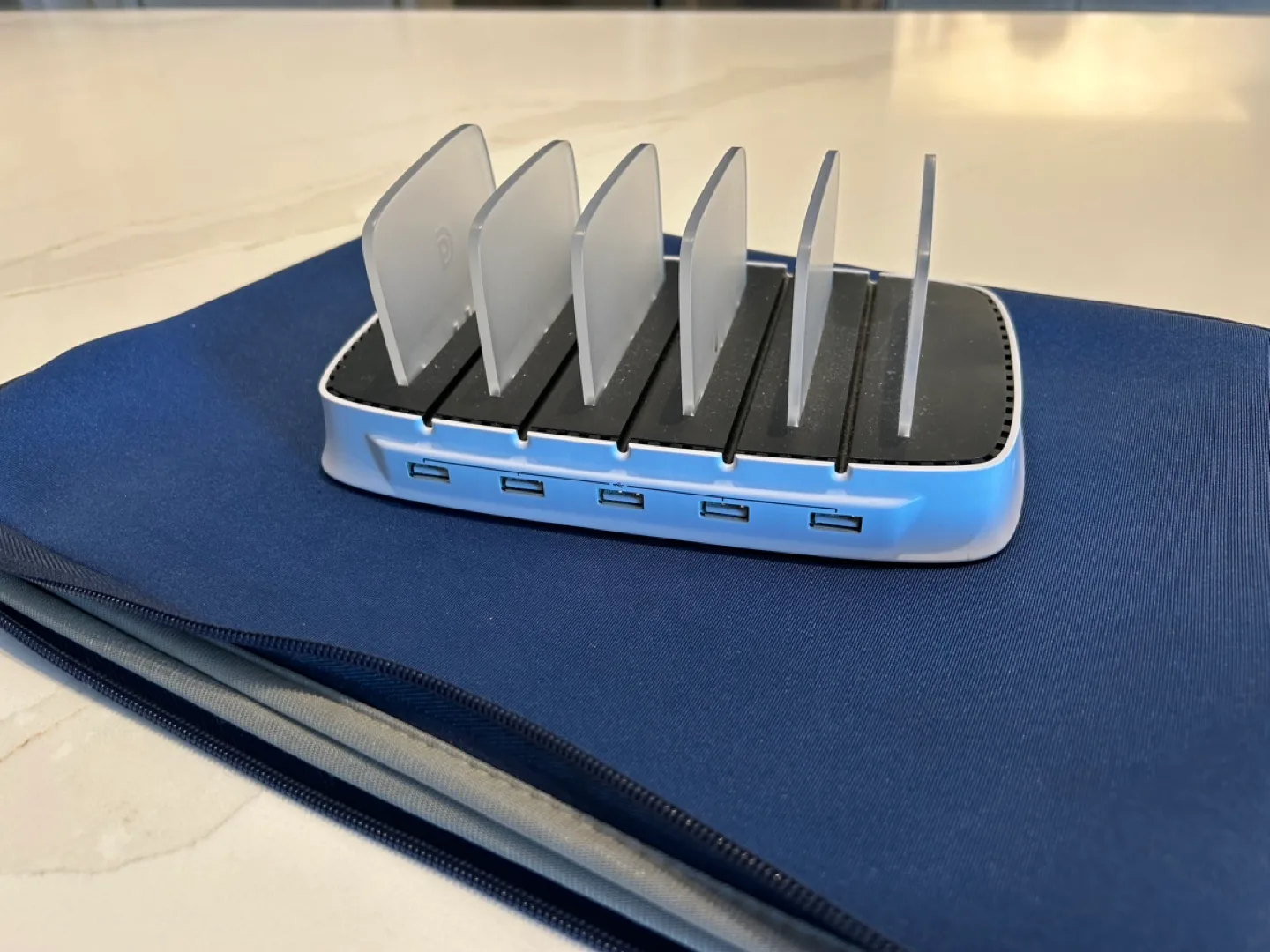 Griffin Technology PowerDock 5 Charging Station image indicator(2)