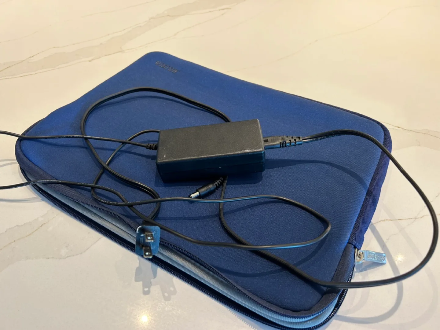 Griffin Technology PowerDock 5 Charging Station image indicator(4)