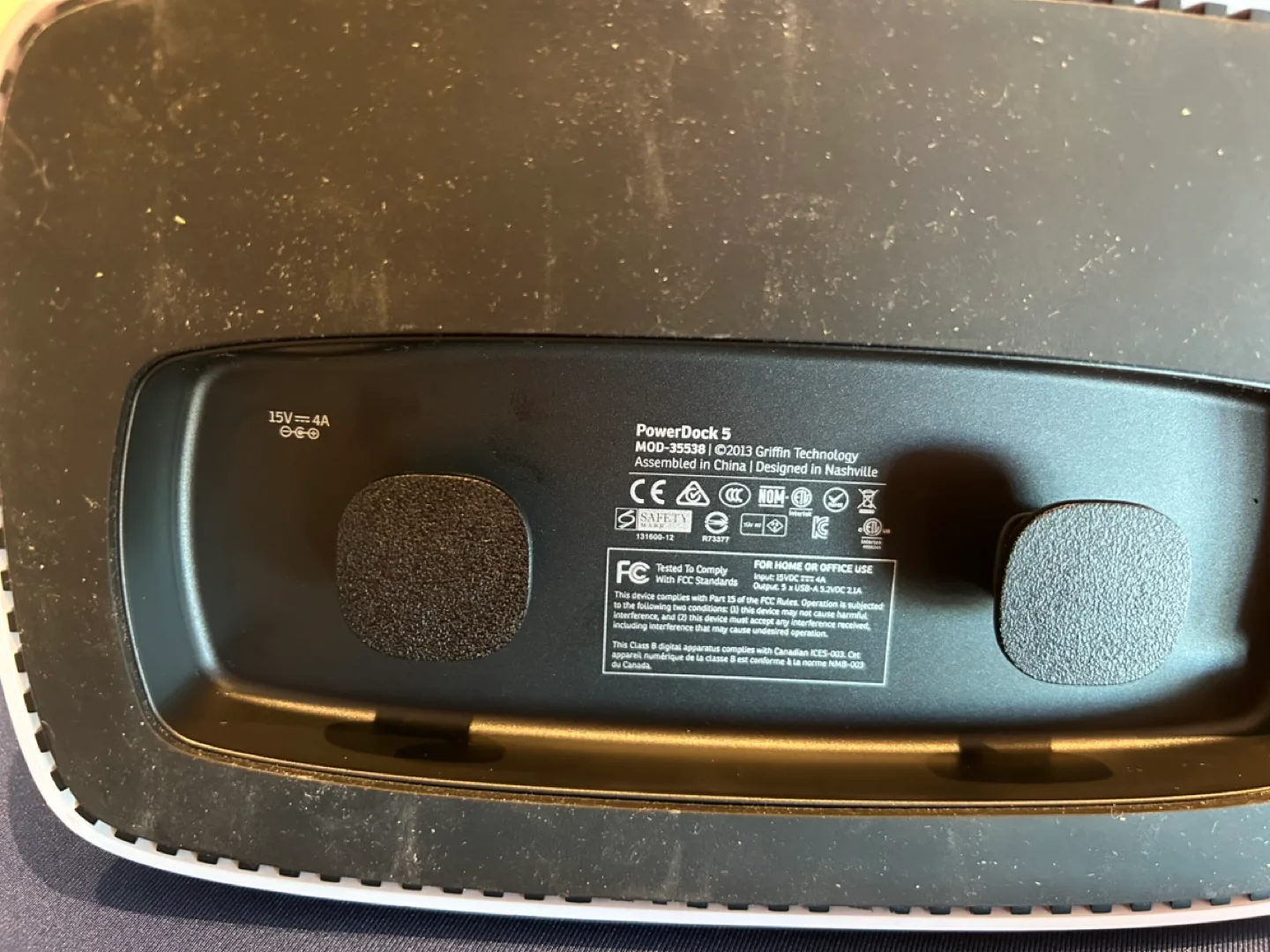 Griffin Technology PowerDock 5 Charging Station image indicator(3)