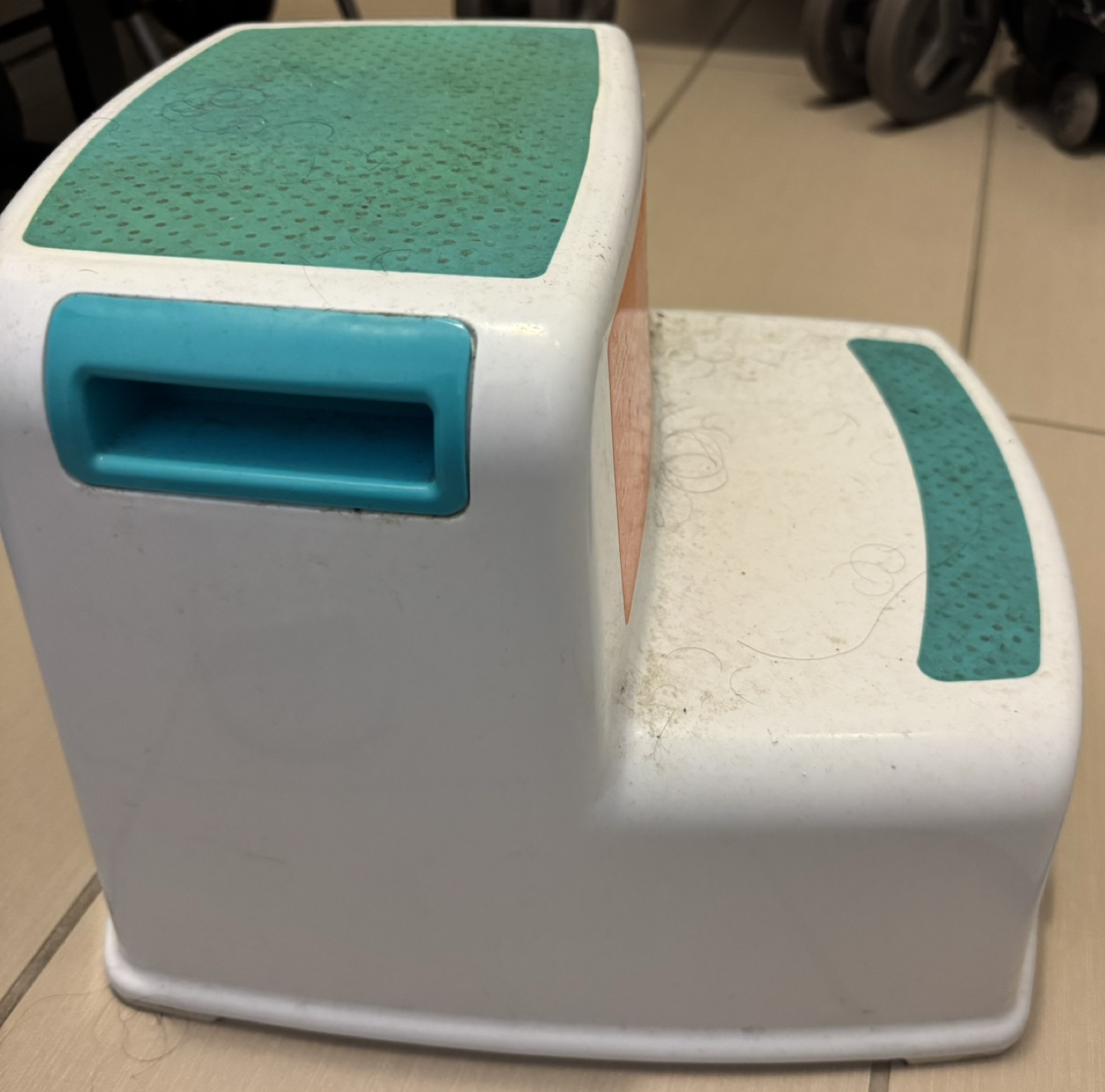 2-Step Stool - photo 2