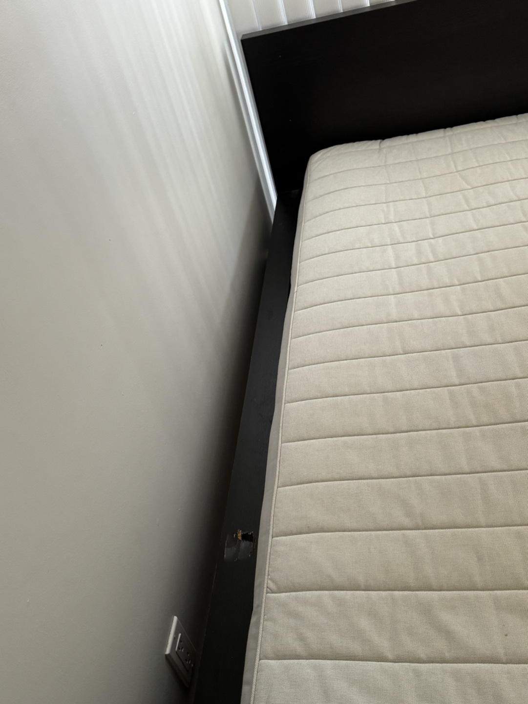 IKEA MALM Bed Frame, Queen with mattress - photo 3