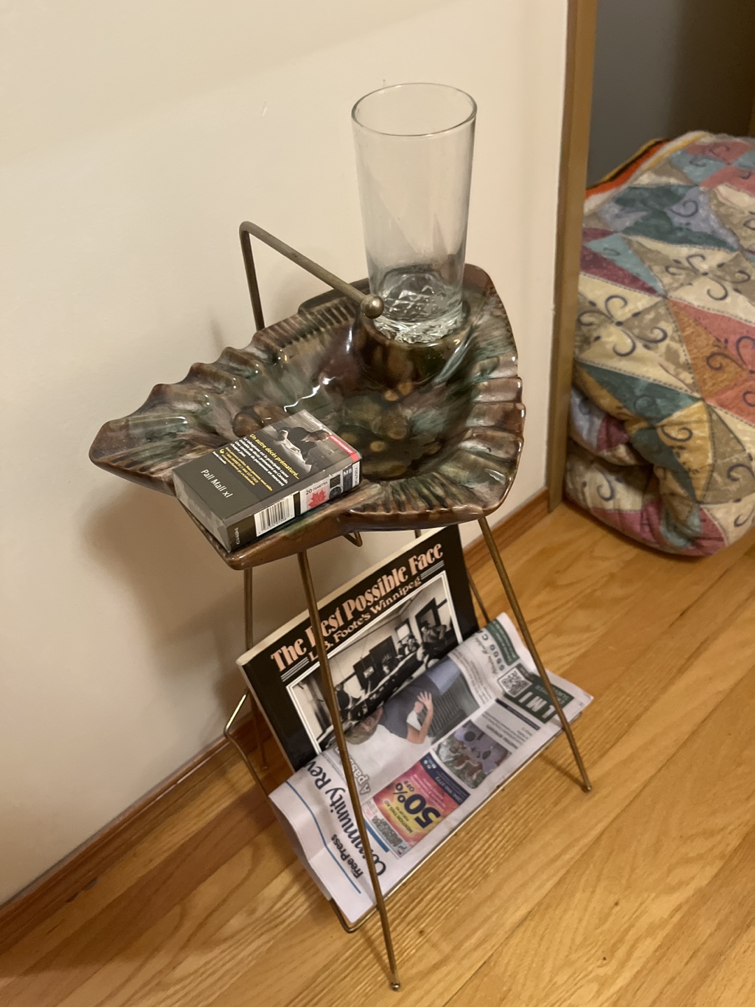 Vintage Ashtray Stand with magazine rack - photo 4