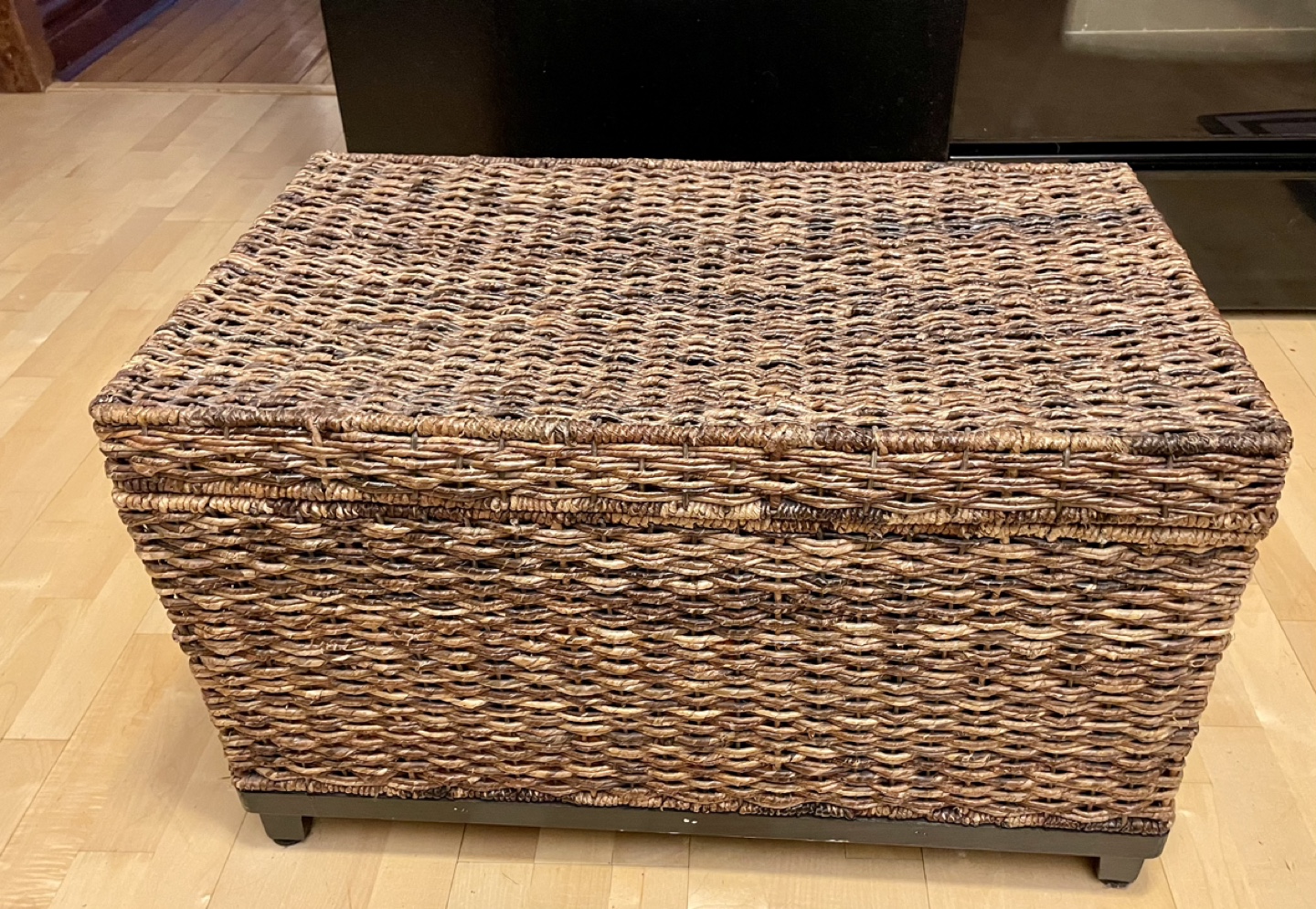 Wicker Storage Ottoman - photo 5