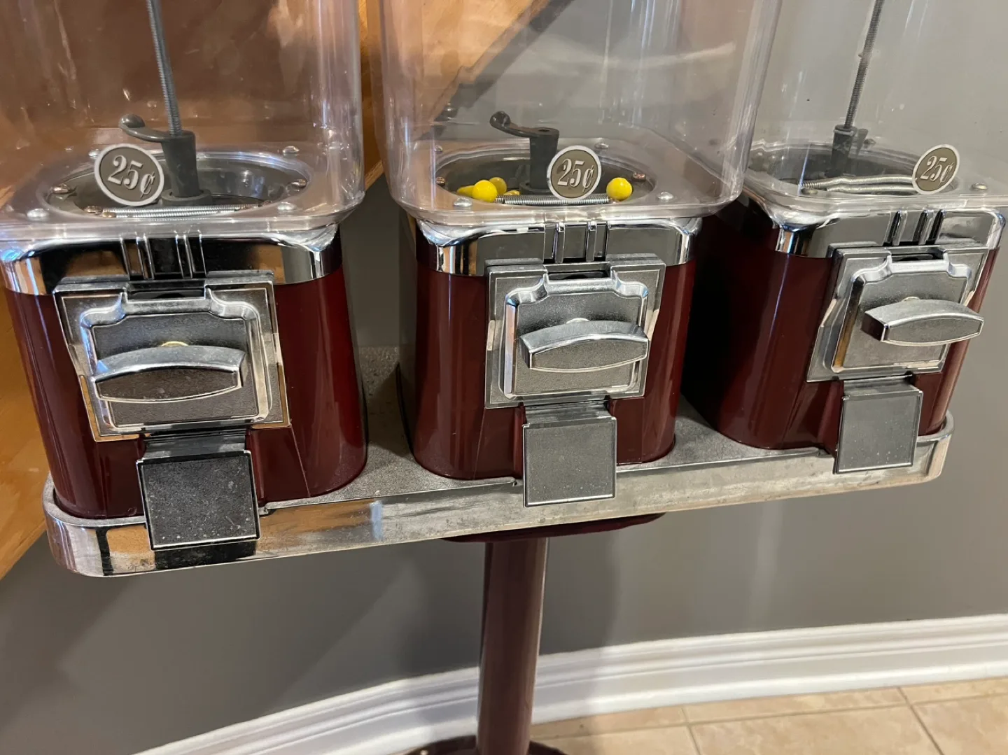 V-Line Triple Gumball Machine thumbnail